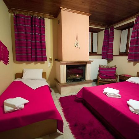 To Petrino Guesthouse Agios Germanos Exterior photo